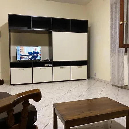 Fabio's House アパート オルビア